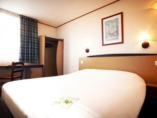 Hotel Campanile 2*